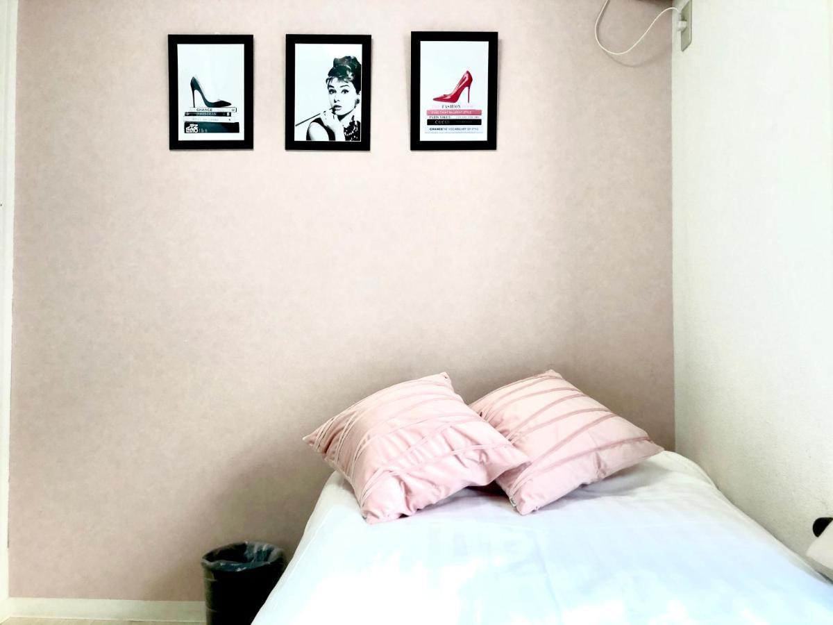 Fact Dream House 新宿三丁目徒歩3分色々揃うワンルーム Tokyo prefektur Exteriör bild